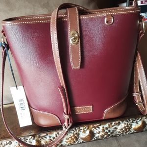 Dooney & Bourke Cross Body Bag NWT